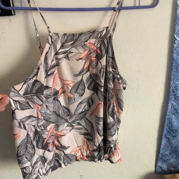 Floral tank top by Kendall + Kylie - Picture 2 of 3